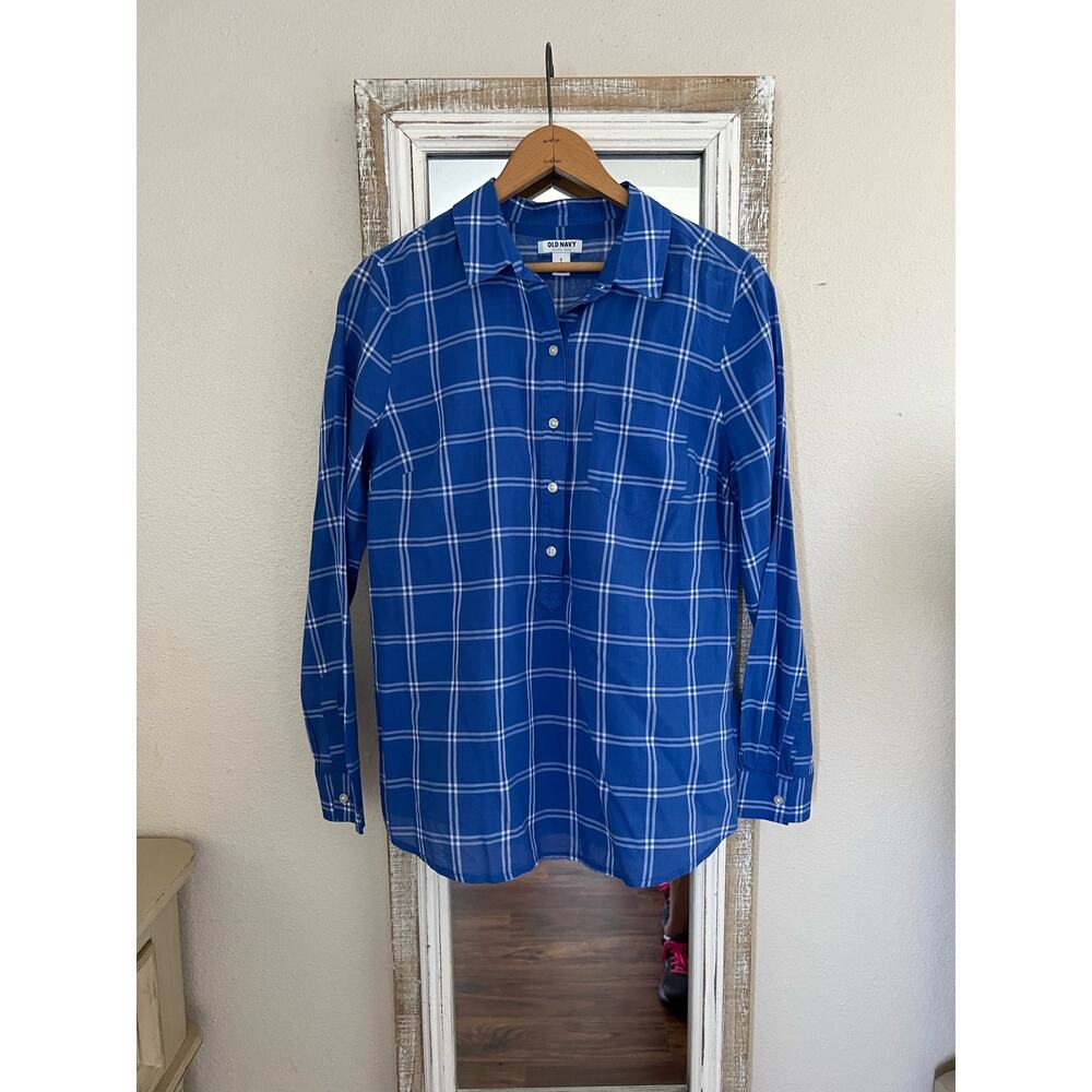 Old Navy Button Down Blue Plaid Shirt Small